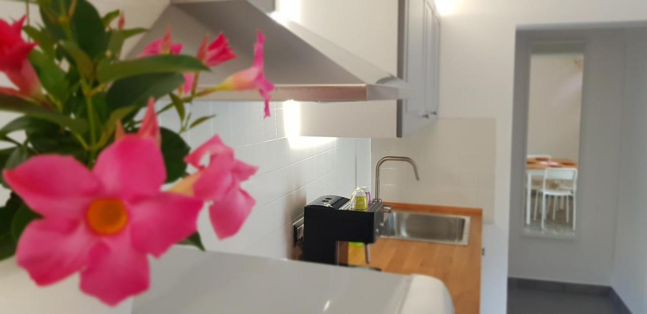 Il Cortile Segreto - Con Parcheggio Privato Apartman Lecce Kültér fotó